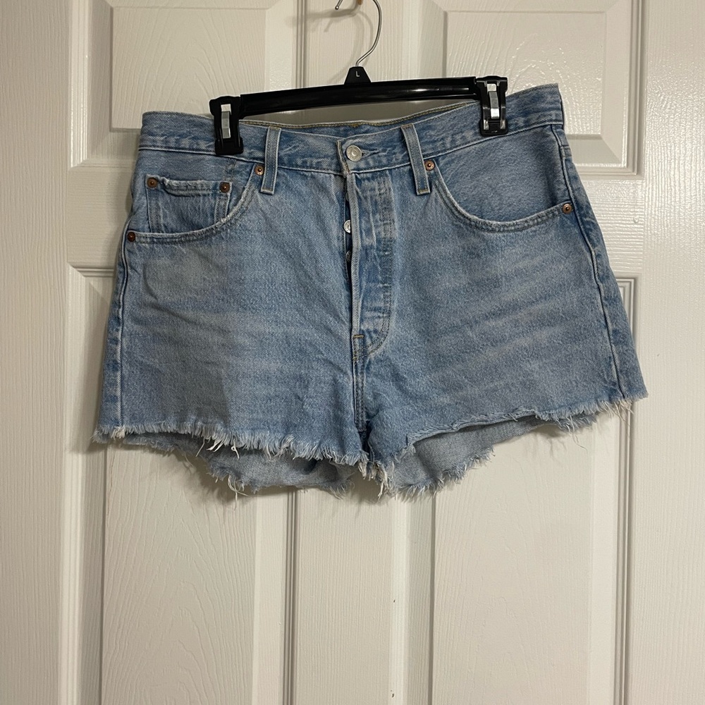 Levi 501 light wash shorts